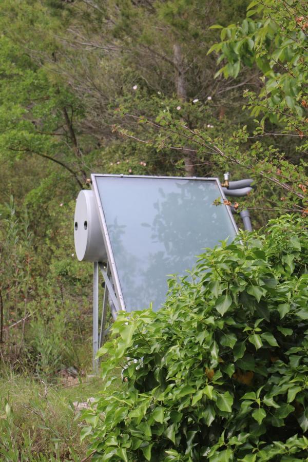 Casa Ecologica En Plena Naturaleza Arboli Esterno foto